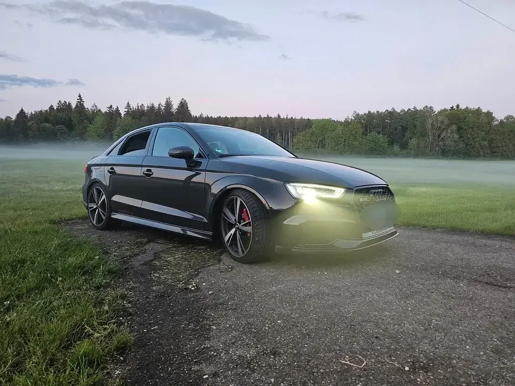 Gebraucht Audi RS3 Sport 400 PS (294 kW) 2018 Schwarz Limousine