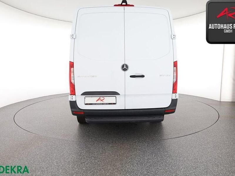 Gebraucht Mercedes Sprinter 170 PS (125 kW) 2022 Arktikweiss Van