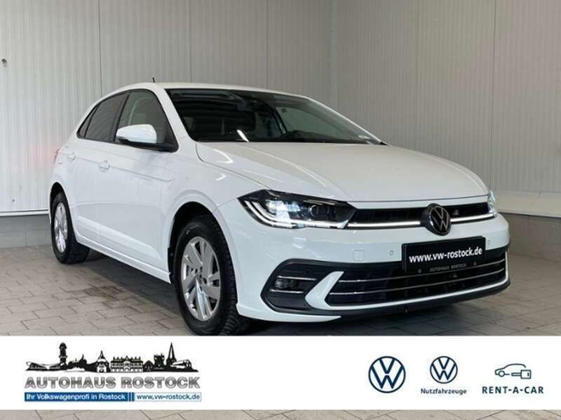 Pure white Gebraucht 2022 VW Polo Style Limousine | 17.990 € (Fairer Preis) - Bild 1/4