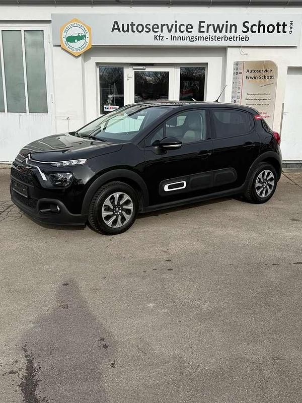 Gebraucht Citroën C3 PureTech 83 PS (61 kW) 2024 Perla nera schwarz Limousine