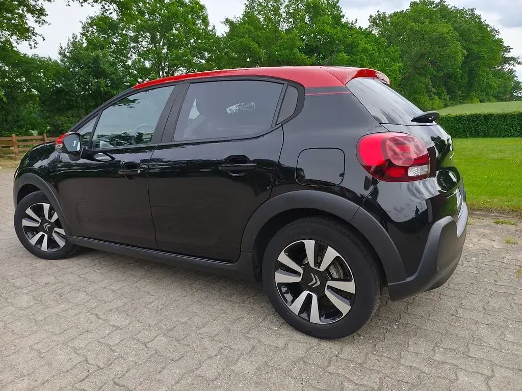 Gebraucht Citroën C3 Feel 82 PS (60 kW) 2018 Schwarz Kleinwagen