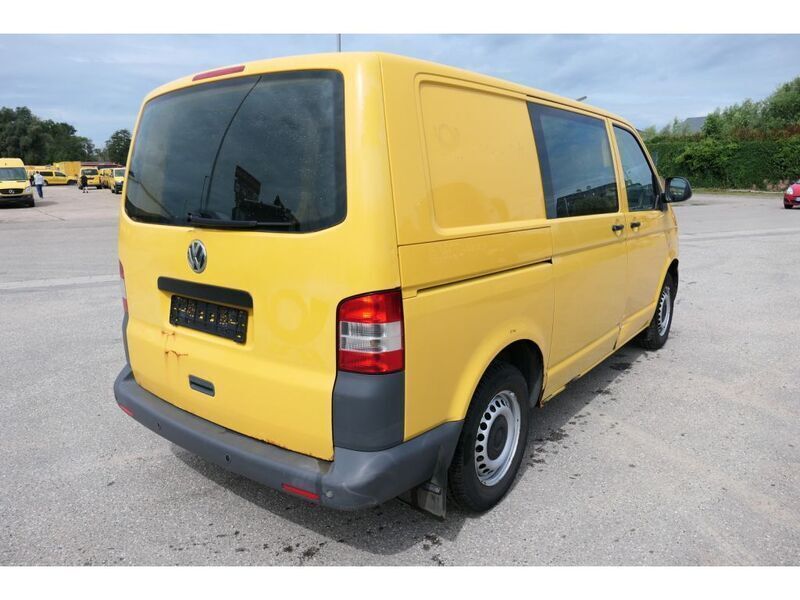 Gebraucht VW T5 84 PS (61 kW) 2011 Ginstergelb r1032 Van