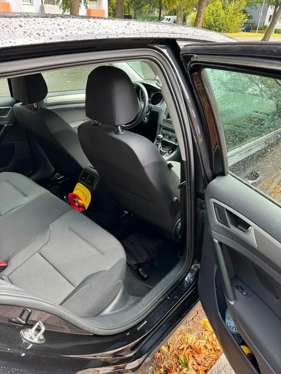 Gebraucht VW Golf VII 116 PS (85 kW) 2014 Schwarz Limousine