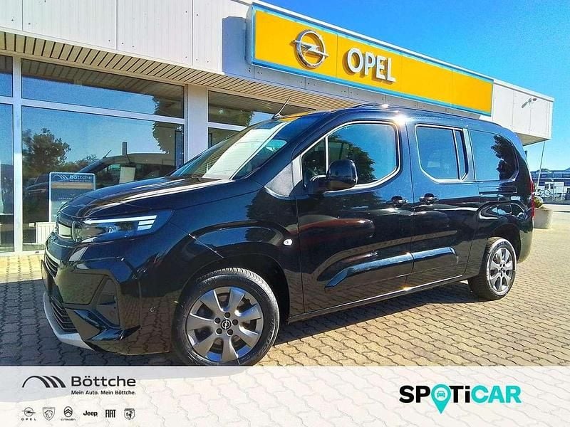Lackierung schwarz perla nera/typ aussenverkleidung metalliclackierung Gebraucht 2024 Opel Combo Life Van / Kleinbus | 27.780 € (Etwas zu teuer) - Bild 1/4