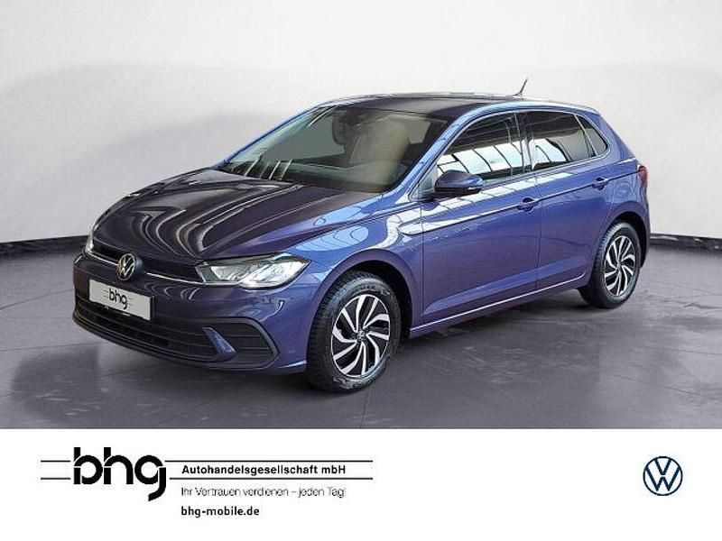 Violett Gebraucht 2022 VW Polo Life Limousine | 17.860 € (Fairer Preis) - Bild 1/4