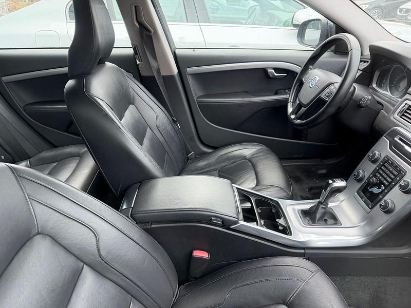 Gebraucht Volvo V70 181 PS (133 kW) 2015 Blau Kombi