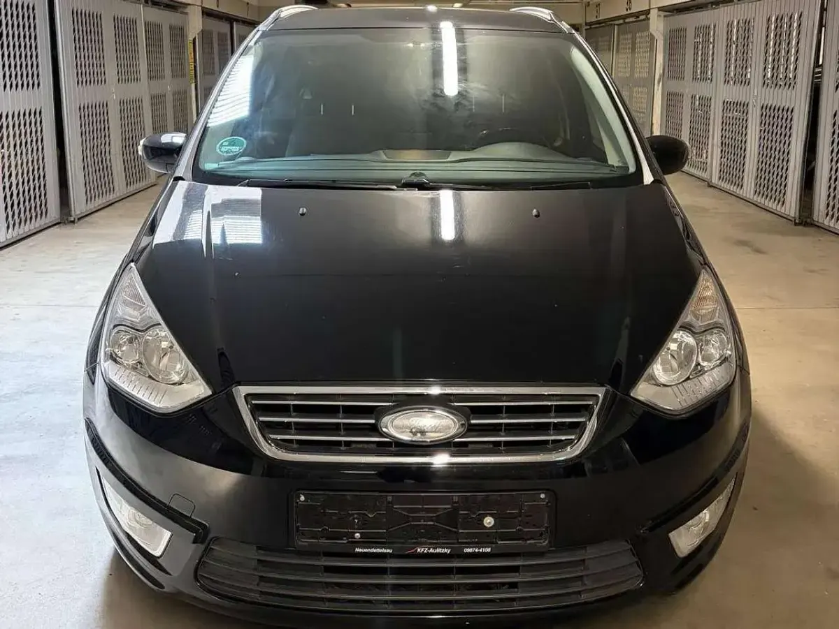 Gebraucht Ford Galaxy Trend 145 PS (106 kW) 2011 Schwarz Van / Kleinbus