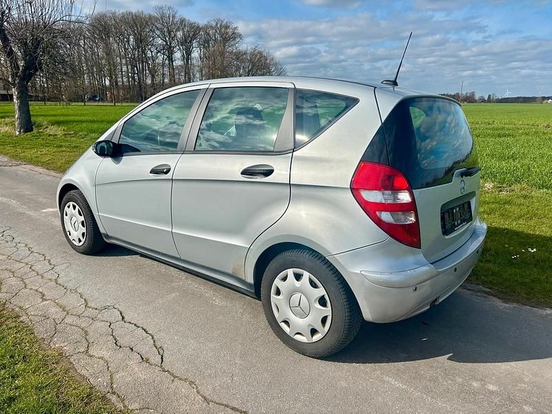 Gebraucht Mercedes A180 108 PS (79 kW) 2007 Silber Limousine