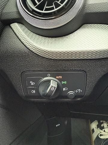 Gebraucht Audi Q2 S-Line 150 PS (110 kW) 2024 SUV