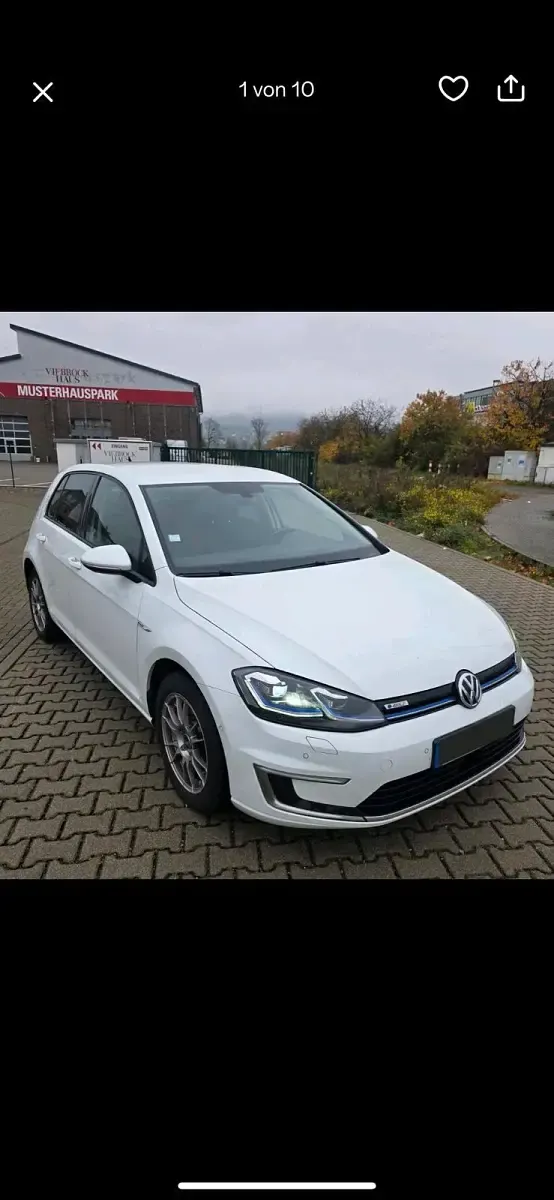 Gebraucht VW e-Golf 100 kW (136 PS) 2018 Weiß Kleinwagen
