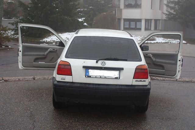 Gebraucht VW Golf III 102 PS (75 kW) 1993 Weiß Limousine