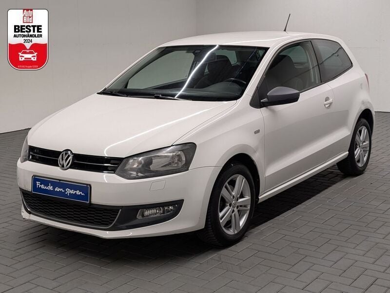 Gebraucht VW Polo Match 69 PS (50 kW) 2012 Weiß (candyweiß) Kleinwagen