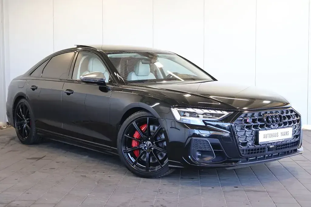 Gebraucht Audi S8 Sport 571 PS (419 kW) 2023 Schwarz Limousine