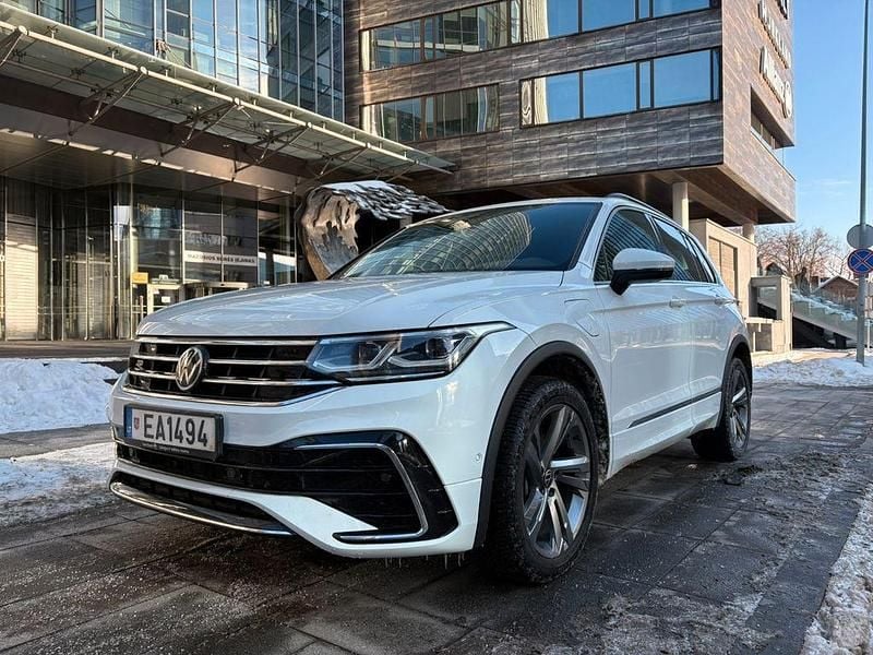 Gebraucht VW Tiguan R-line 245 PS (180 kW) 2022 Weiß SUV