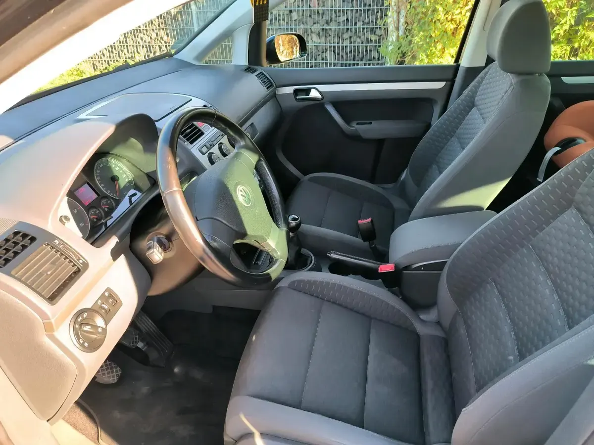 Gebraucht VW Touran 140 PS (102 kW) 2007 Van / Kleinbus