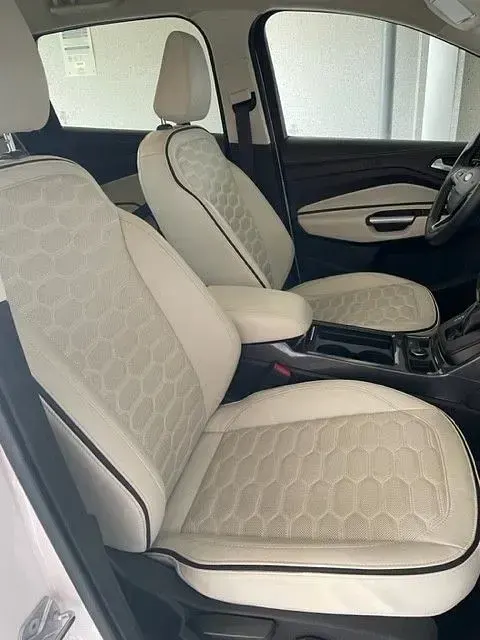 Gebraucht Ford Kuga Vignale 175 PS (128 kW) 2019 Weiß SUV