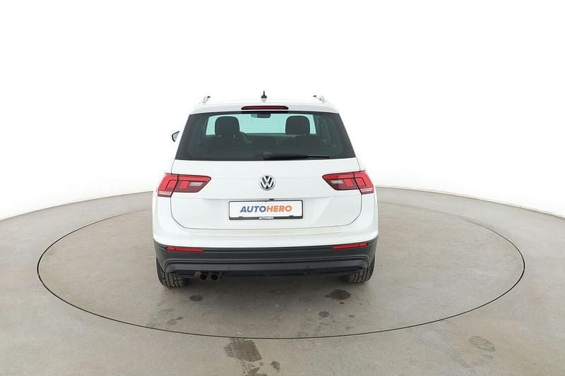 Gebraucht VW Tiguan Comfortline 150 PS (110 kW) 2020 Weiß SUV
