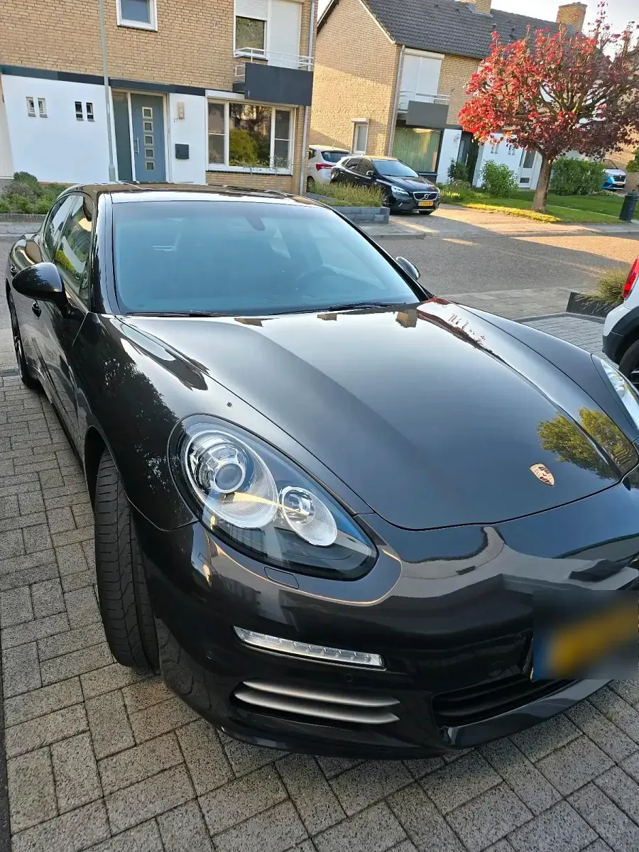 Gebraucht Porsche Panamera 310 PS (228 kW) 2014 Schwarz Kleinwagen