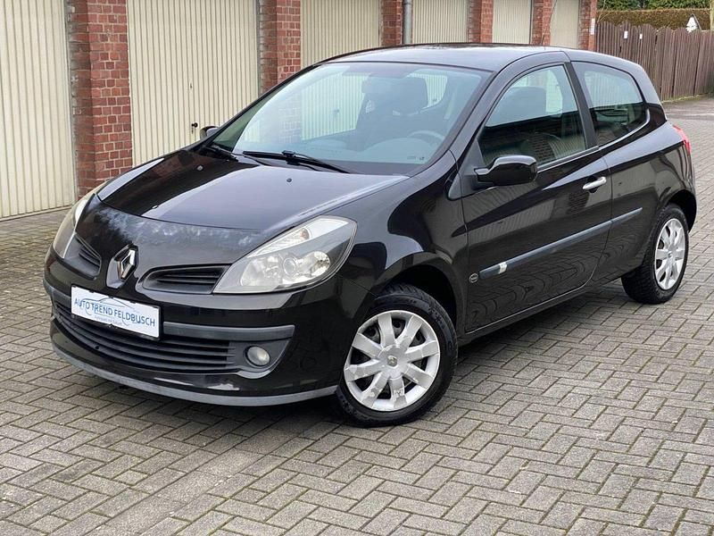 Gebraucht Renault Clio II 101 PS (74 kW) 2007 Schwarz Kleinwagen
