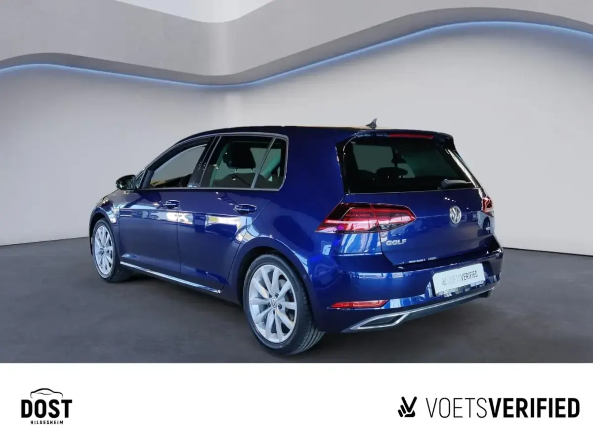 Gebraucht VW Golf VIII Highline 131 PS (96 kW) 2020