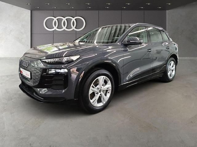 Magnetgrau/magnetgrau Gebraucht 2025 Audi Q6 e-tron Advanced SUV | 58.850 € (Guter Preis) - Bild 1/3