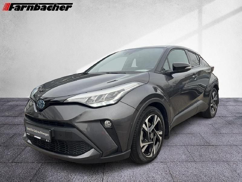 Grau Gebraucht 2023 Toyota C-HR+ Team SUV | 23.990 € (Fairer Preis) - Bild 1/4