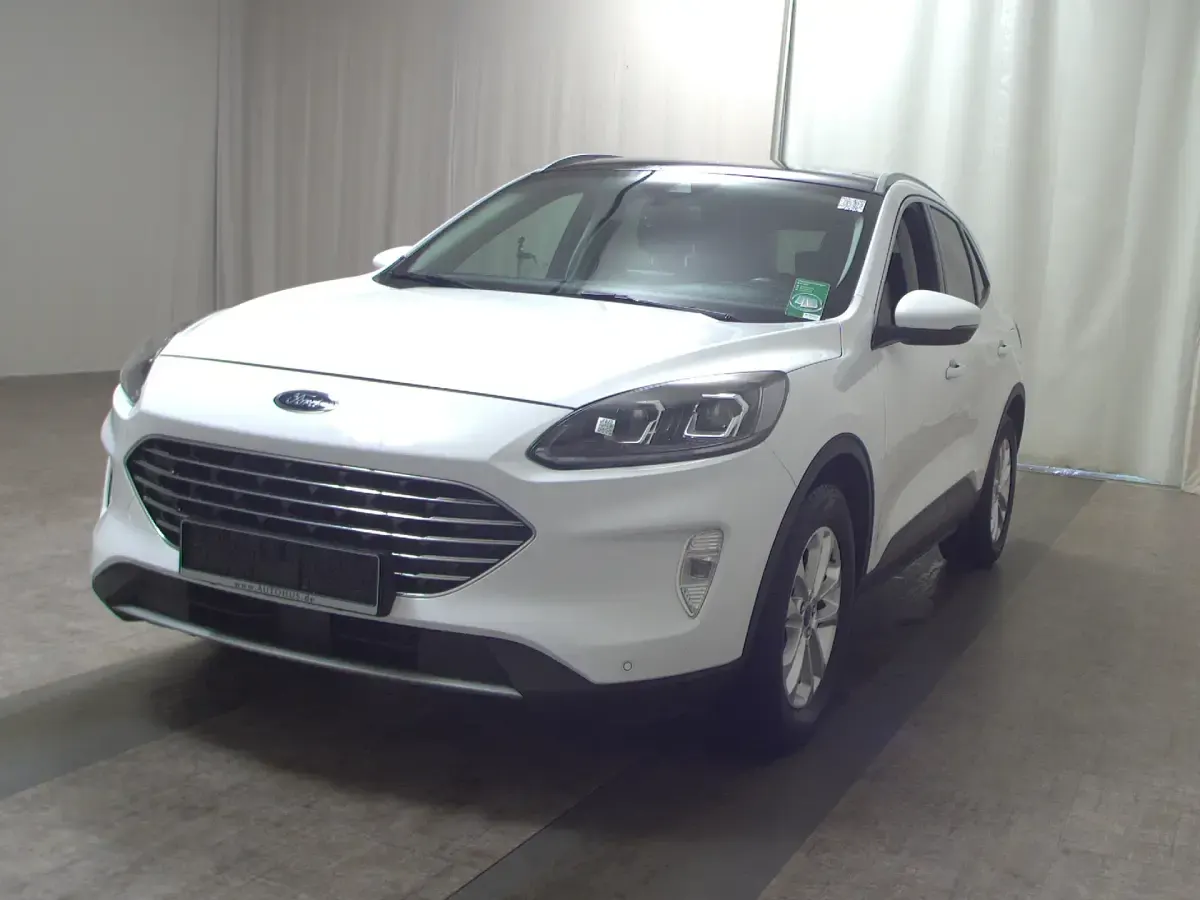 Używany Ford Kuga Titanium X 120 KM (88 kW) 2020 Biały SUV