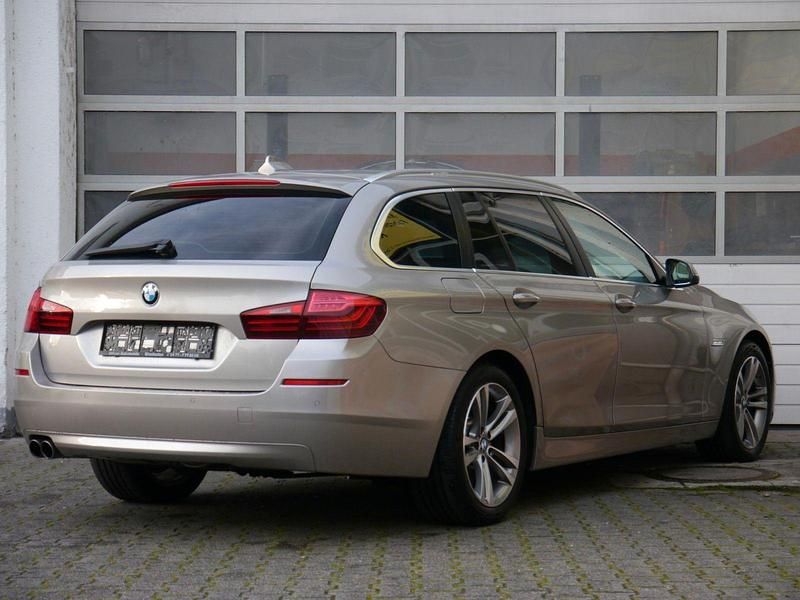 Gebraucht BMW 520 Performance 190 PS (139 kW) 2014 Silber Kombi
