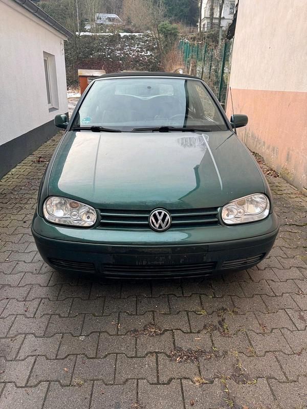 Grün Gebraucht 1999 VW Golf Cabriolet Cabrio | 900 € (Fairer Preis) - Bild 1/4
