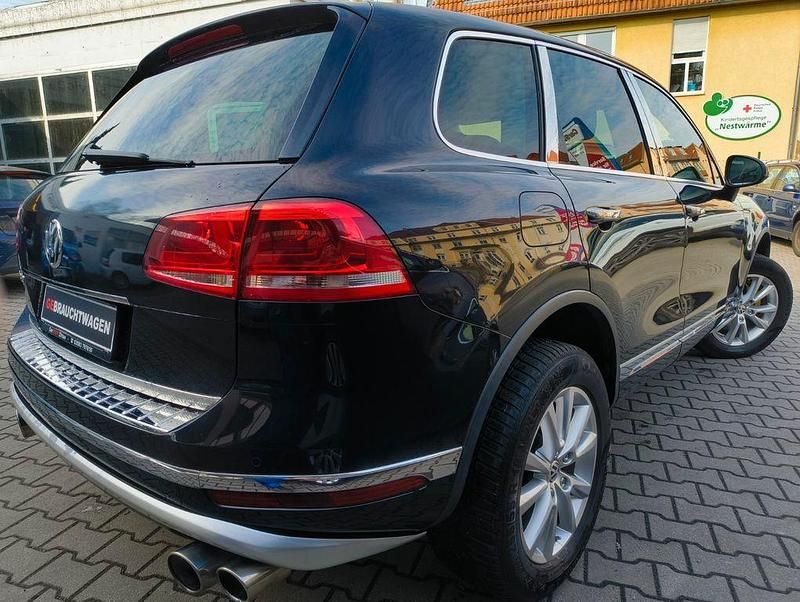 Używany VW Touareg 340 KM (250 kW) 2014 Niebieski SUV