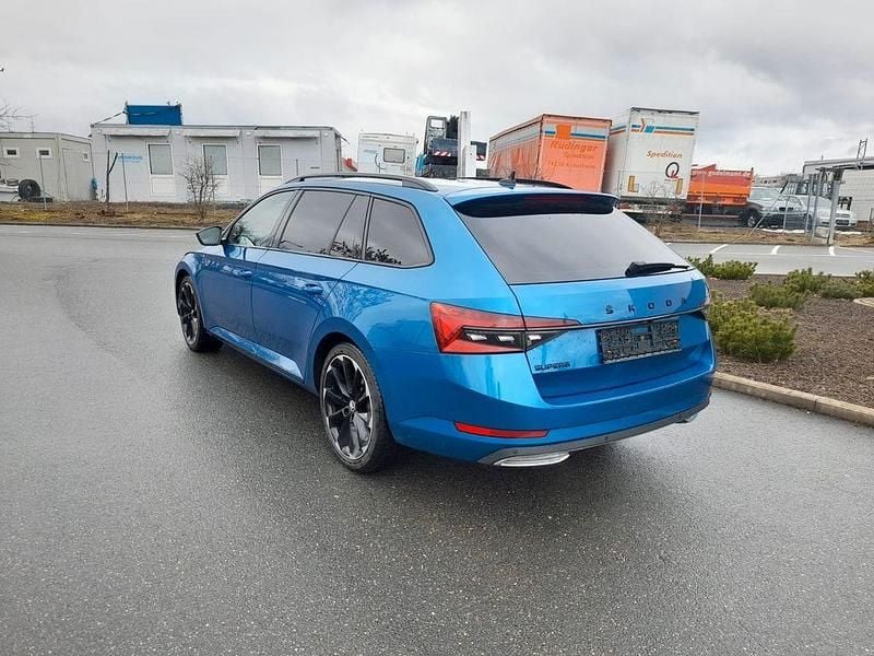 Gebraucht Skoda Superb SportLine 200 PS (147 kW) 2021 Blau Limousine