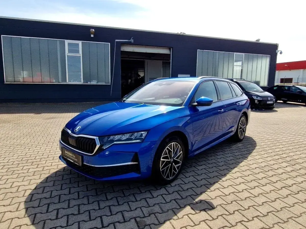 Gebraucht Skoda Octavia Tour 150 PS (110 kW) 2025 Kombi