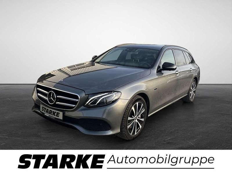 Selenitgrau metallic Gebraucht 2019 Mercedes E300 Avantgarde Kombi | 25.930 € (Guter Preis) - Bild 1/4