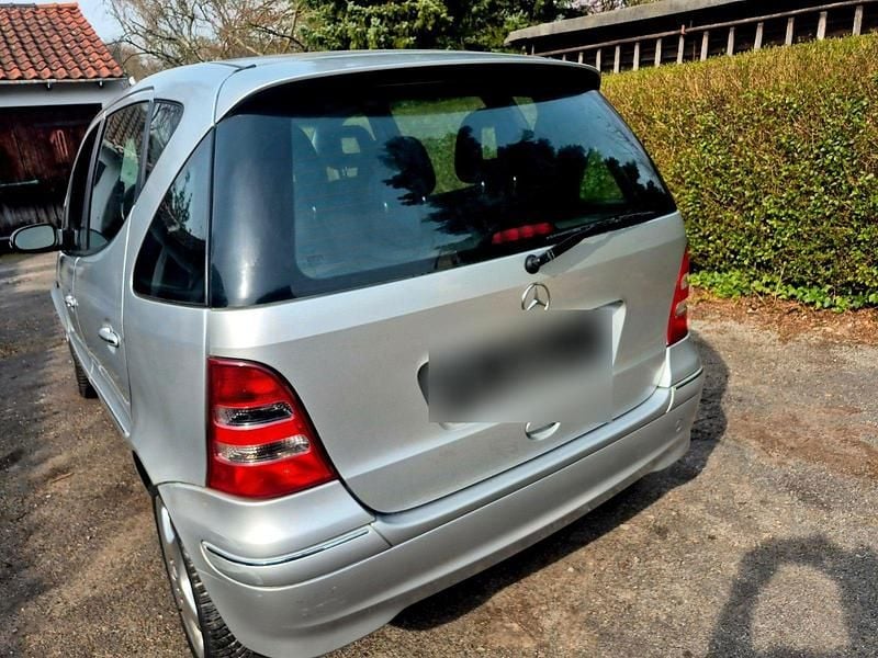 Gebraucht Mercedes A190 125 PS (91 kW) 2002 Grau Limousine