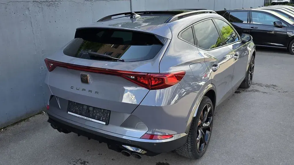 Używany Cupra Formentor VZ 310 KM (228 kW) 2022 Szary SUV