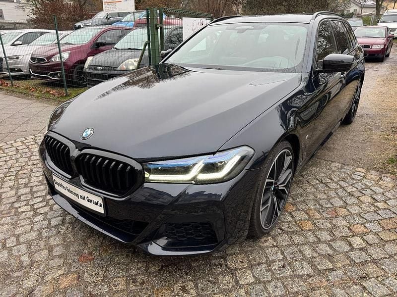 Gebraucht BMW 530 M Sport 286 PS (210 kW) 2023 Schwarz Limousine