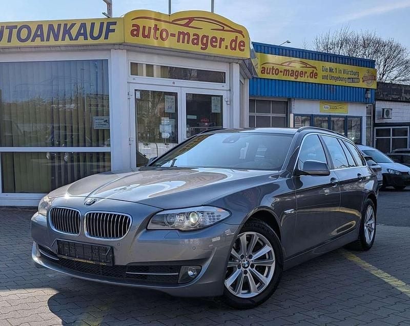 Gebraucht BMW 520 Sport Line 184 PS (135 kW) 2011 Grau Kombi