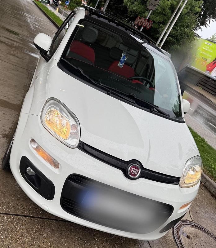 Weiß Gebraucht 2015 Fiat Panda Kleinwagen | 7.450 € (Teuer) - Bild 1/4
