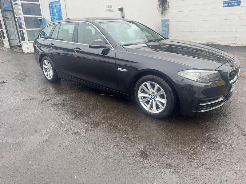 Gebraucht BMW 520 Performance 184 PS (135 kW) 2014 Schwarz Kombi