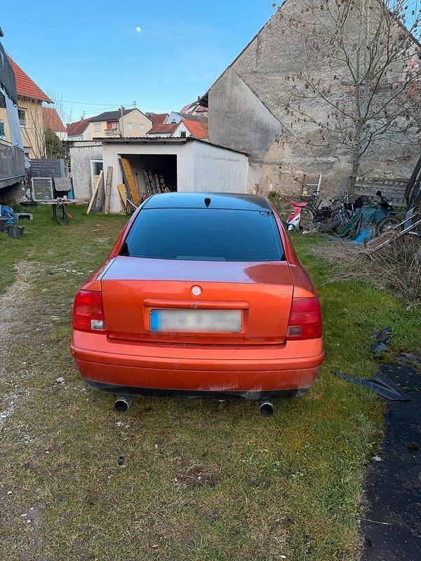 Usata VW Passat 193 CV (141 kW) 1997 Argento Berlina