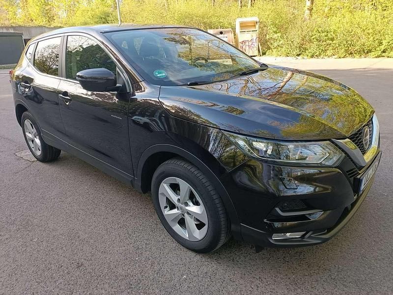 Violett Gebraucht 2018 Nissan Qashqai SUV | 14.590 € (Fairer Preis) - Bild 1/4