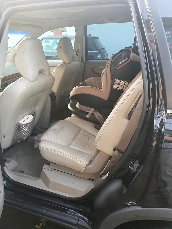 Second-hand Volvo XC90 164 CP (120 kW) 2004 Negru SUV