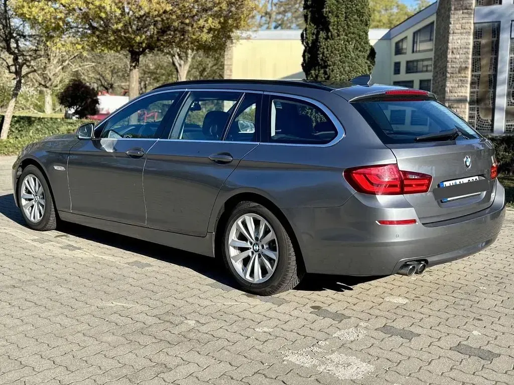 Usata BMW 525 Sport Line 204 CV (150 kW) 2010 Grigio Station wagon