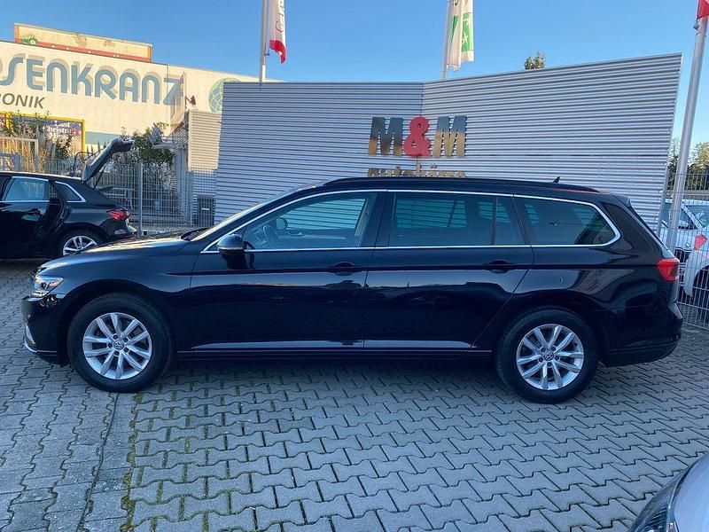 Gebraucht VW Passat Business 150 PS (110 kW) 2020 Schwarz Kombi