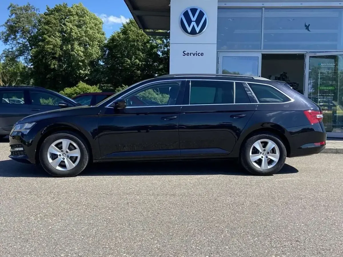 Gebraucht Skoda Superb 150 PS (110 kW) 2024 Schwarz Kombi