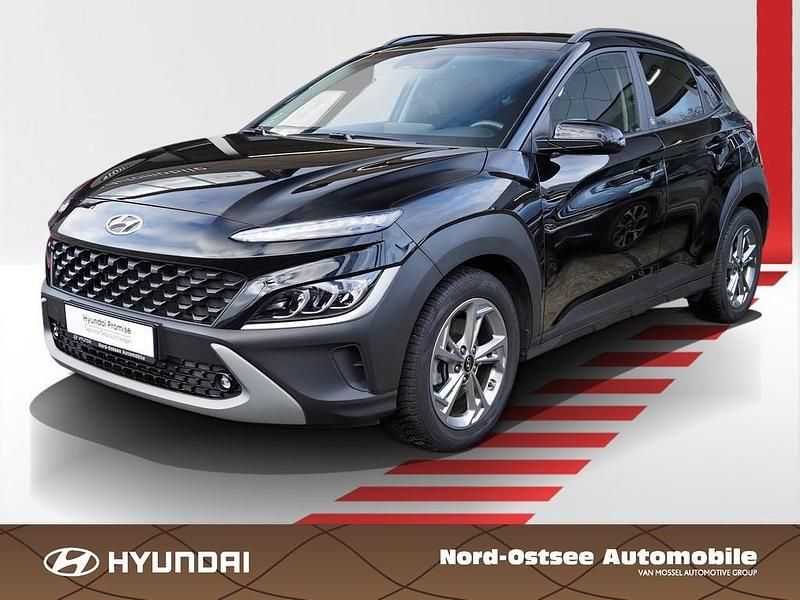 Phantom black / mic Gebraucht 2021 Hyundai Kona SUV | 17.390 € (Fairer Preis) - Bild 1/4
