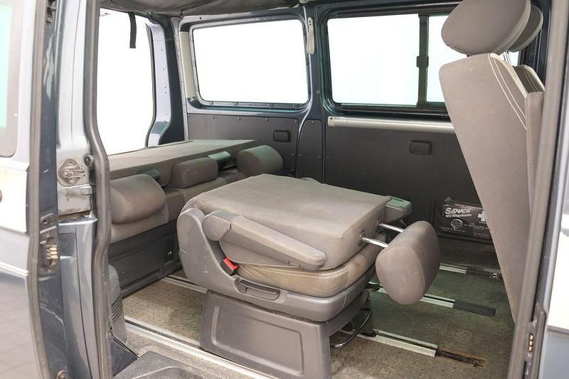 Używany VW T5 Startline 174 KM (127 kW) 2008 Szary Van
