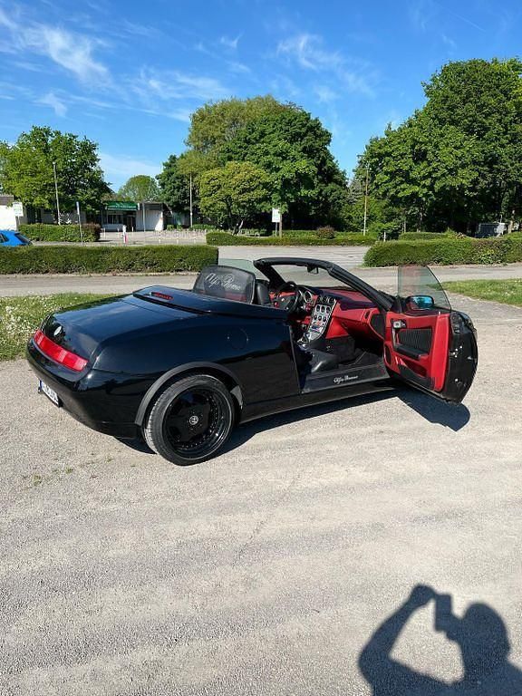 Schwarz Gebraucht 1998 Alfa Romeo Spider Cabrio | 6.700 € (Guter Preis) - Bild 1/4