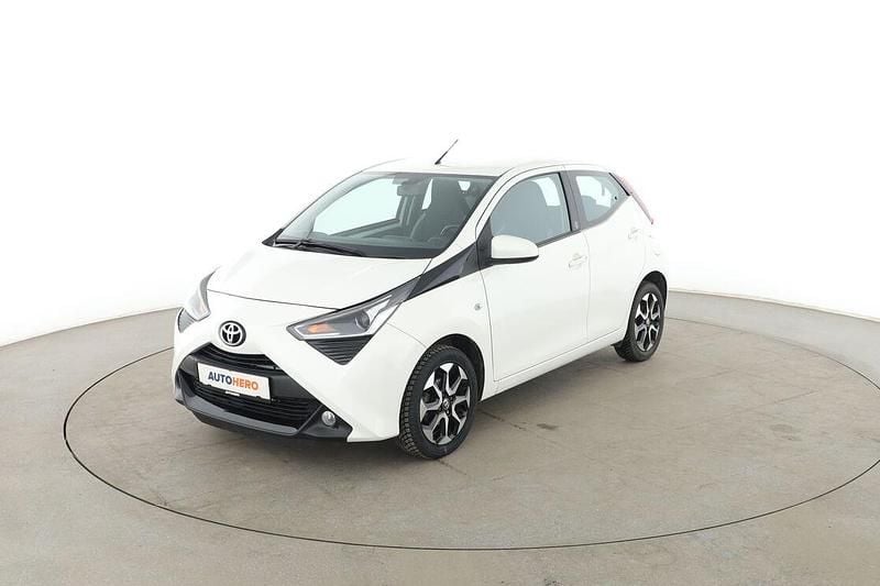 Używany Toyota Aygo X-play 72 KM (52 kW) 2020 Hatchback