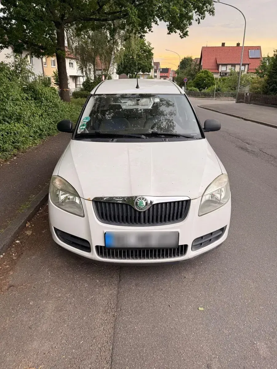Gebraucht Skoda Roomster 69 PS (50 kW) 2007 Weiß Van / Kleinbus